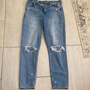 American eagle mom jean